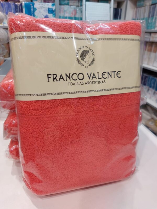 Juego de Toalla y Toallon Franco Valente 500grs.100% Algodon/Coral.