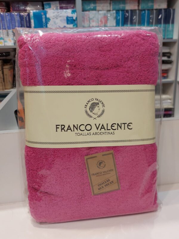 Juego de Toalla y Toallon Franco Valente 500grs.100% Algodón/Fuscia.