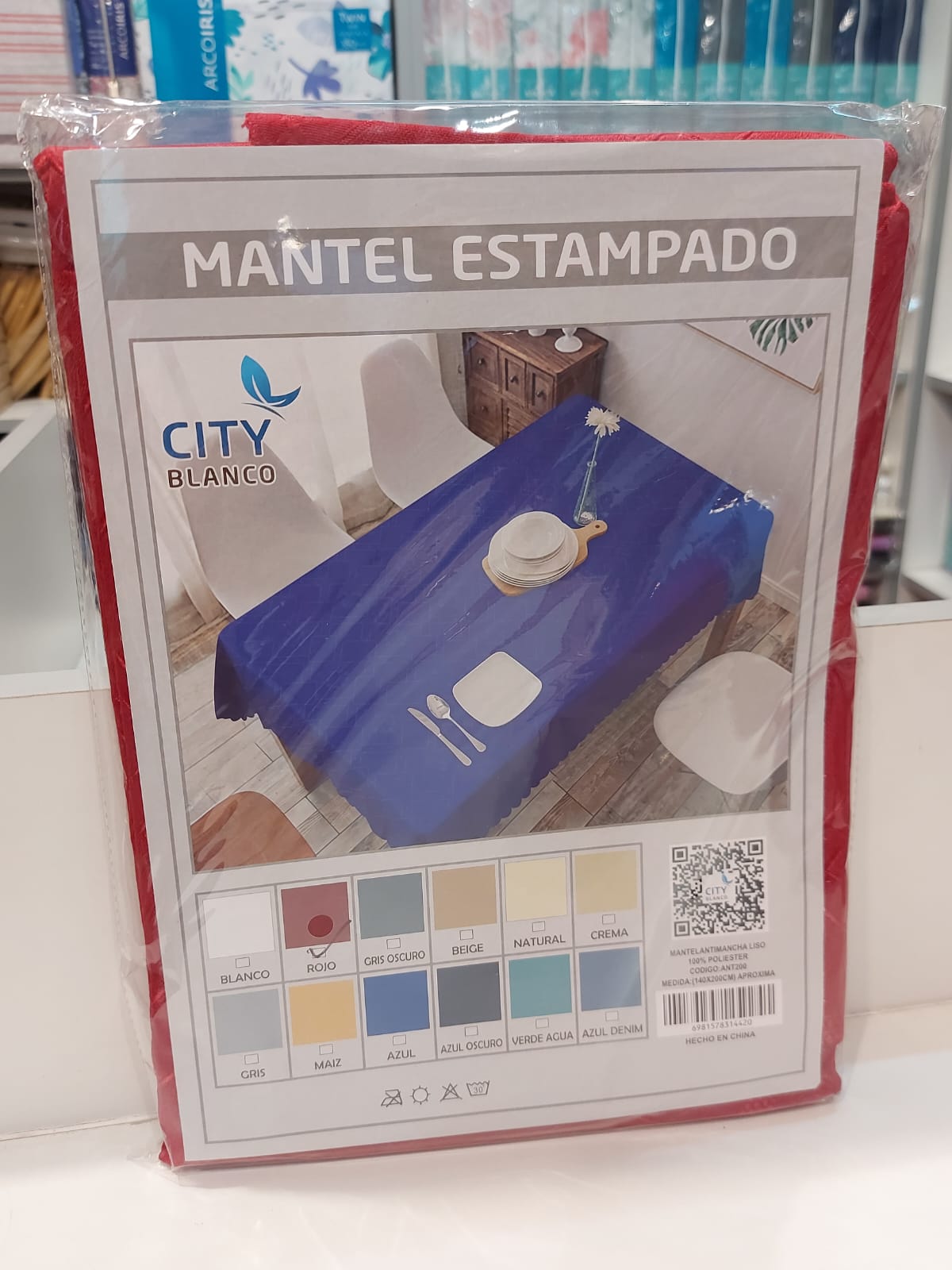 Mantel Rectangular Antimanchas City Blanco/Rojo 1,40 x 2 ,00Mts Labrado.