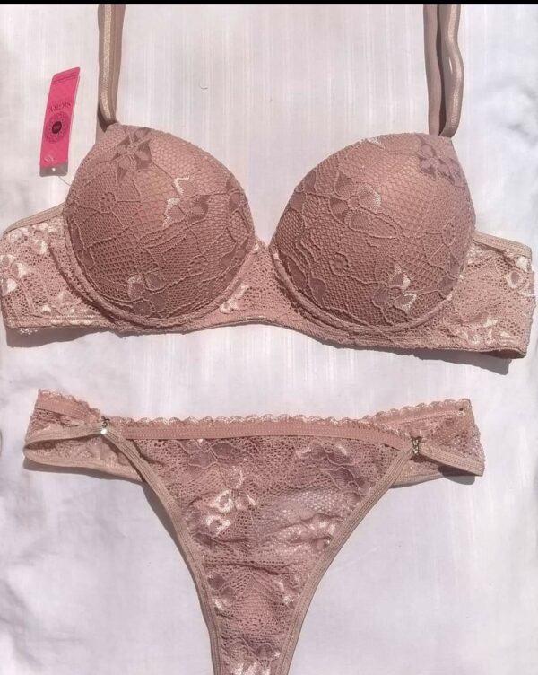 Conjunto Sigry Art. 1730 Microfibra Fantasia Soft Cola less/Nougat. Talle 105 - Imagen 2