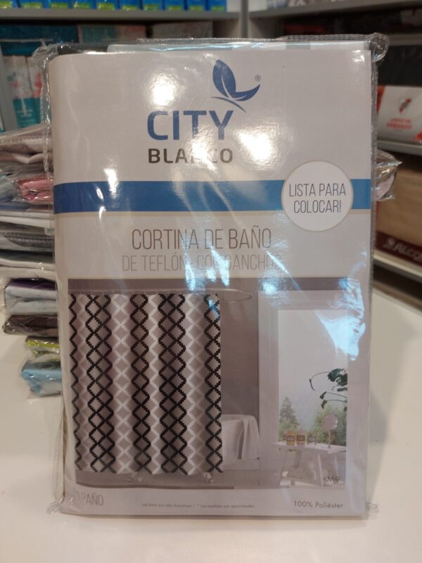 Cortina De Baño Teflón City Blanco Estampada/Mosaico negro 180x180cm + Ganchos.