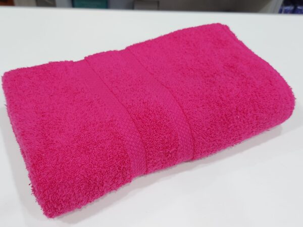 Toallon Franco Valente Pesado 500grs 100%Algodon/Fucsia. Grande 80x150 Cm
