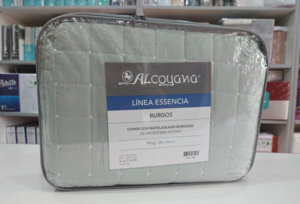 Cubrecama Cover Matelaseado Alcoyana Burgos /Verde Claro. 1 1/2 plaza. - Imagen 2