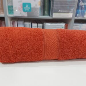 Toallon Franco Valente/Rojo Ladrillo.100% Algodón 400 Gramos