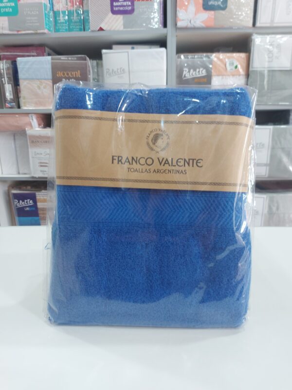 Juego de Toalla y Toallón Franco Valente 400Gramos/Azul Francia.