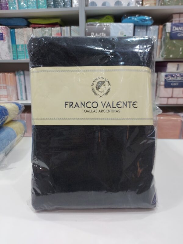 Juego de Toalla y Toallon Franco Valente 500grs.100% Algodón/Negro.