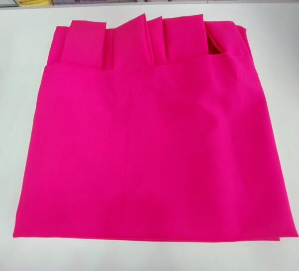 Cortinas de Ambiente Tropical  Pesada con presillas Dumoy/Fucsia. 135 X 200cm.