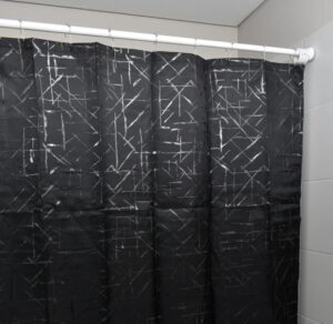 Cortina De Baño De Tela labrada City Blanco con Ganchos Roller/Negro